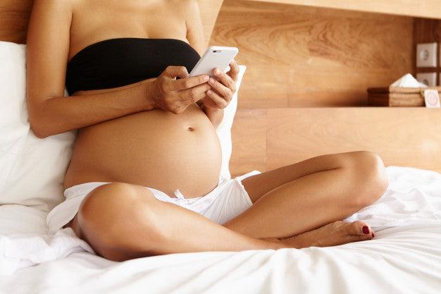 Is it safe to use fake tan whilst pregnant? Yes you can use Naked Glow and here's why!
